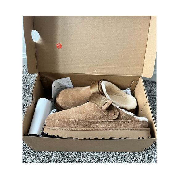 UGG Goldenstar Cozy comfy women's size 8.5 NWT Hard to find! - Picture 6 of 6